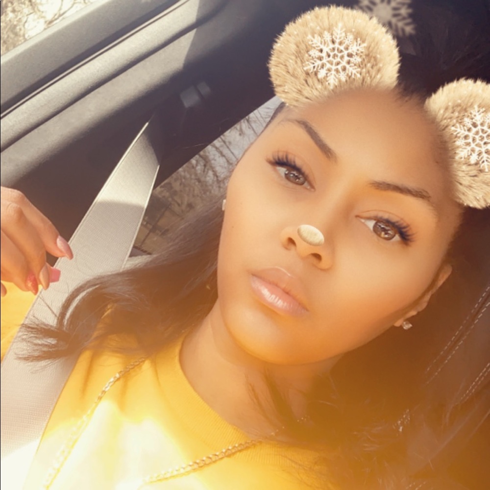 Meet your Posher, Kortni